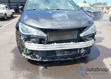 2019 Chrysler Pacifica Hybrid Touring L from USA, damaged, VIN 2C4RC1L77KR584743